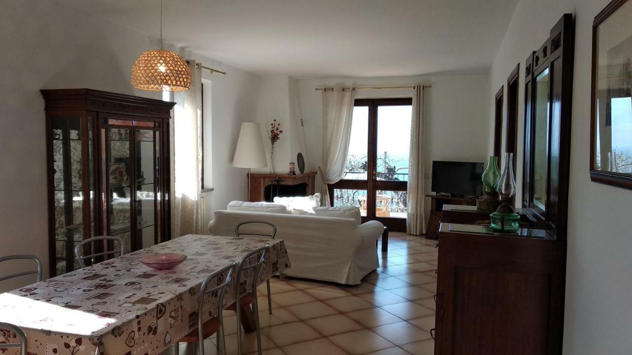 Villa Mery Torri del Benaco Kültér fotó